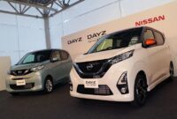 Nissan Mitsubishi Keicar, mobil mungil nissan livina