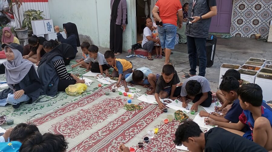 Masyarakat Desa Joho Manahan, Surakarta, Bergembira dengan Kegiatan "Green Skills" Anak-Anak dan Mahasiswa Universitas Sebelas Maret