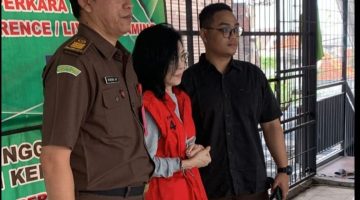 Kejati Jatim Pindahkan Tersangka Suap Meirizka Widjaja Ibunda Ronald Tannur ke Kejagung