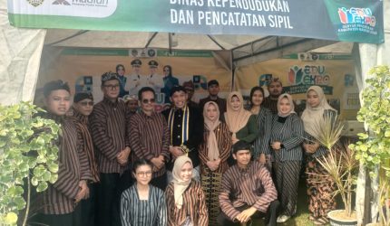 Kepala Dinas Dukcapil Kabupaten Madiun Beserta jajaran Mall Pelayanan Publik Aminduk