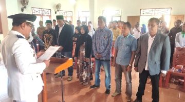 Mbah Nyaman Resmi Dilantik Jadi Ketua RW 03 Desa Penyangkringan Periode 2025-2030