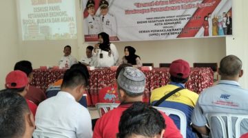Diskusi Panel Ketahanan Ekonomi Sosial Budaya dan Agama