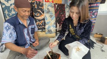 Dari Kecintaan pada Batik, Puji Rahayu Bawa Misi Budaya ke Tingkat Nasional